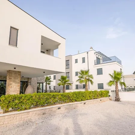 Villa Fgstar *