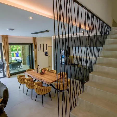 Fgstar Villa