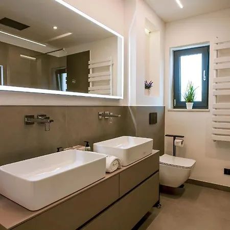 Villa Fgstar *